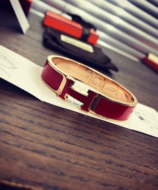 HERMES/エルメス 今季の新作 ブレスレット.カフブレス 19P280-HE85