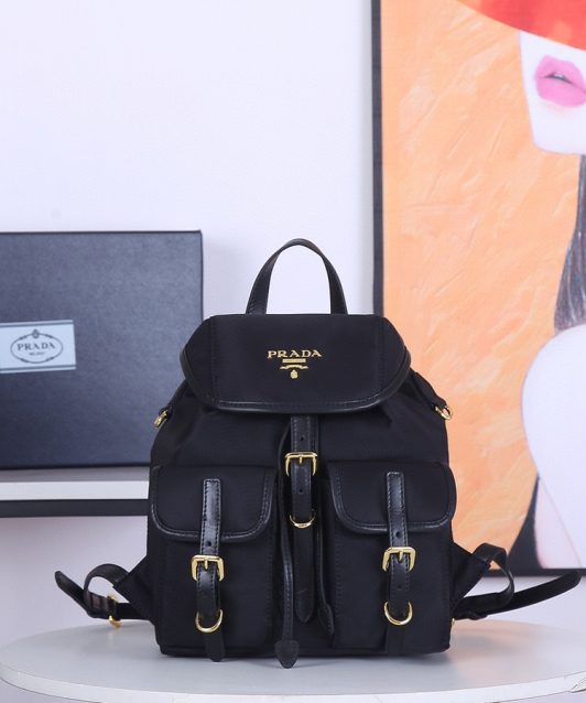 PRADA プラダ 新作ナイロン 後背包 リュック 2108GXJ-1BZ677A