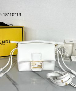 激安人気新品鞄 バッグ フェンディMamma ハンドバッグ S 2606GDSJ000-8851-3